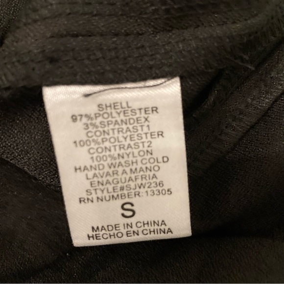 San Joy Black and Tan lace sleeveless halter top short romper size small - Picture 9 of 10